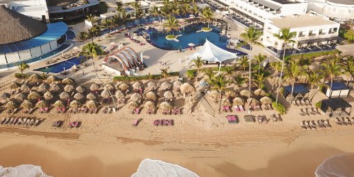 4-Night Dominican Republic Adults-Only All-Inclusive Vacation w/ Flights