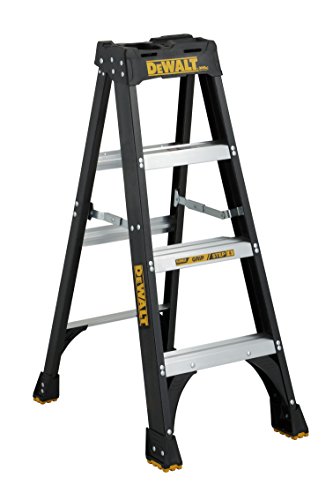DeWalt Type IA 300lb Rated FG Stepladder 4'