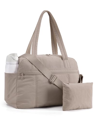 Lightweight 20L Duffel Bag with Toiletry Pouch Deal