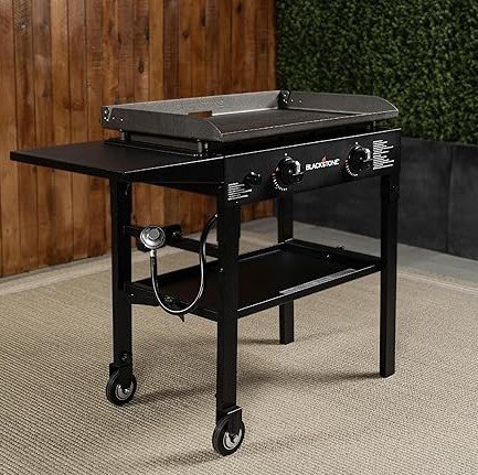 Blackstone 28" Flat Top 2 Burner Gas Griddle
