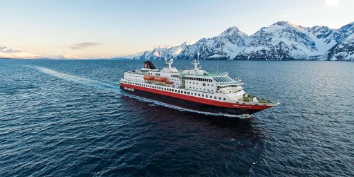 14-Day Scandinavia Winter Adventure w/ Hurtigruten Cruise