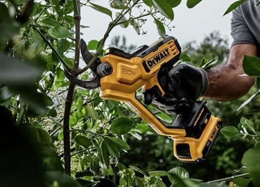 DeWALT 20V MAX Cordless Battery Powered Pruner