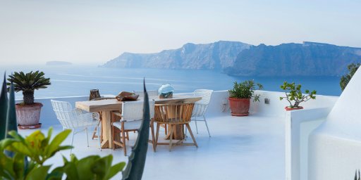 6-Nights in Greece: Athens & Santorini Trip with Airfare