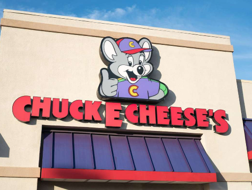 Chuck E. Cheese Family Play & Pizza Package!