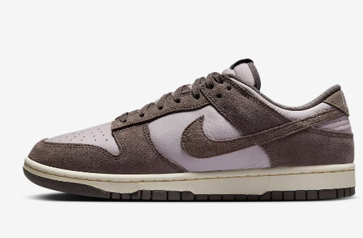 Nike Men's Dunk Low Retro SE Leather/Suede Shoes