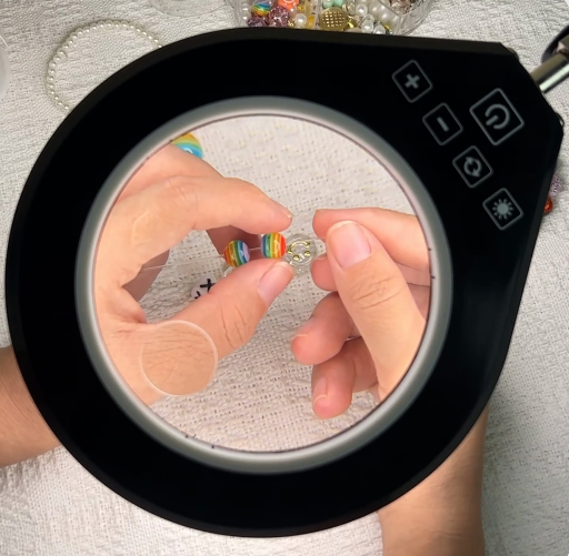 Desk Light with Magnifier w/5 Colors & 10 Brightness