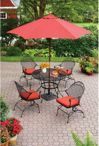 Better Homes & Gardens Clayton Court 5-Piece Dining Set