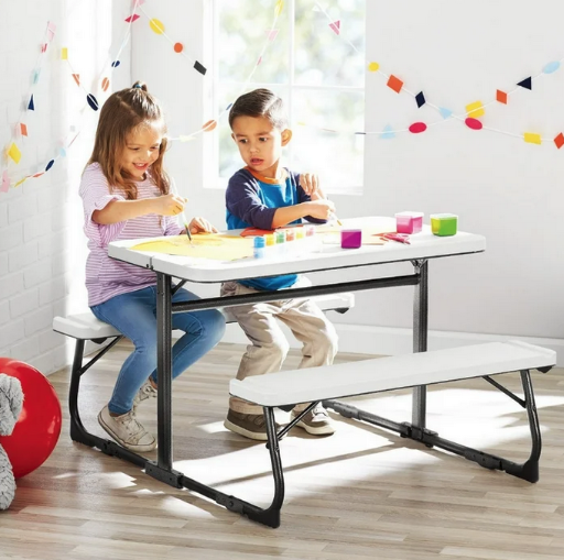Your Zone Folding Kid’s Picnic Activity Table