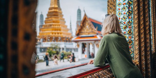 Thailand: a Week in Bangkok & Phuket w/ International Flights